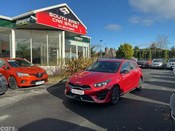 Kia Ceed Hatchback, Petrol, 2025, Red