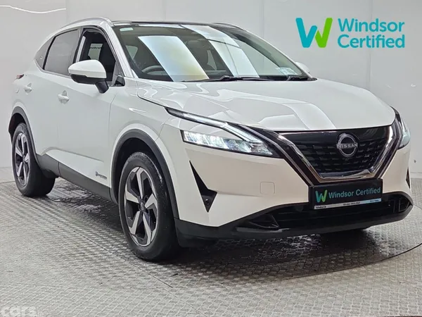 Nissan Qashqai MPV, Petrol Hybrid, 2023, White