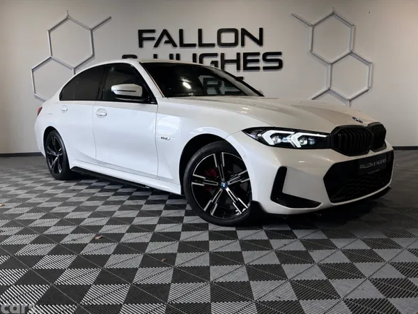 BMW 3-Series Saloon, Petrol Hybrid, 2024, White