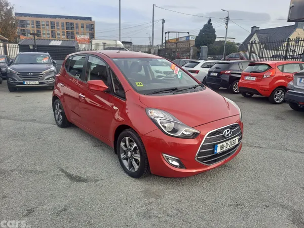 Hyundai ix20 MPV, Petrol, 2018, Red