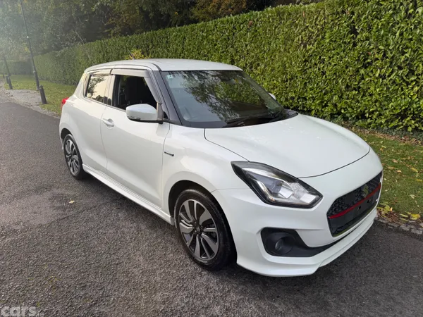 Suzuki Swift Hatchback, Petrol Hybrid, 2019, White