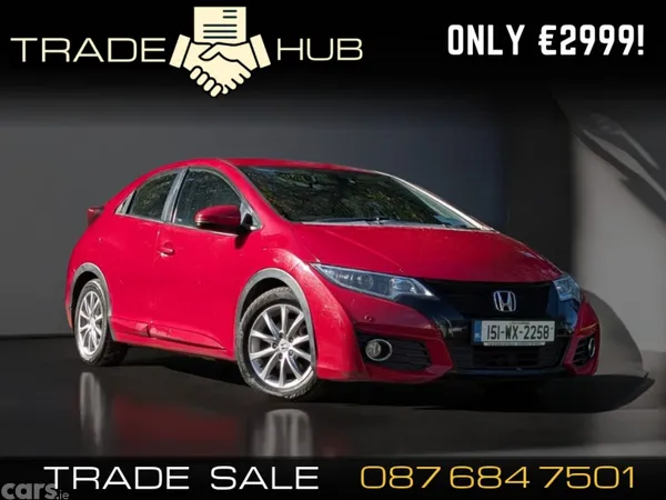 Honda Civic Hatchback, Diesel, 2015, Red