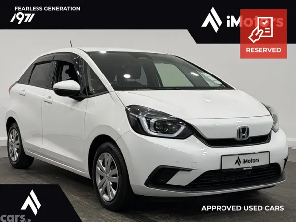 Honda Fit Hatchback, Petrol Hybrid, 2021, White