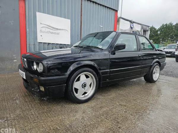 BMW 3-Series Saloon, Petrol, 1988, Black