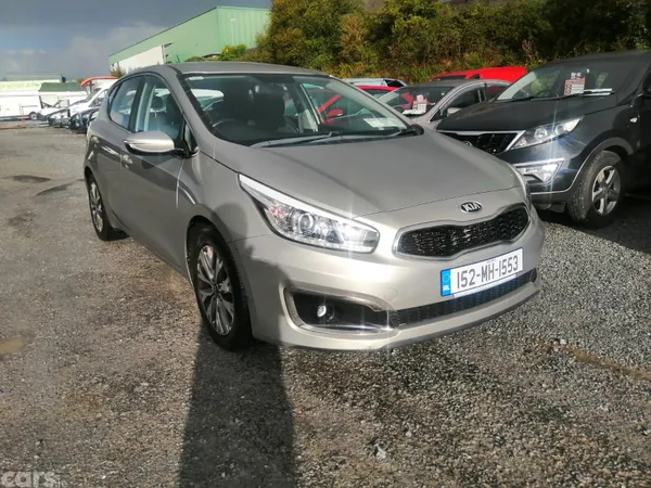 Kia Ceed Hatchback, Diesel, 2015, Silver