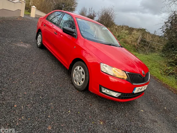 Skoda Rapid Saloon, Petrol, 2013, Red