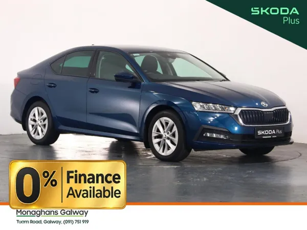Skoda Octavia Hatchback, Diesel, 2022, Blue