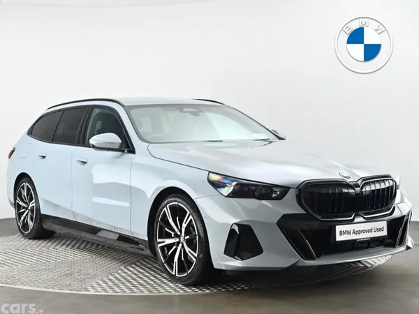 BMW 5-Series Estate, Petrol Plug-in Hybrid, 2026, Grey