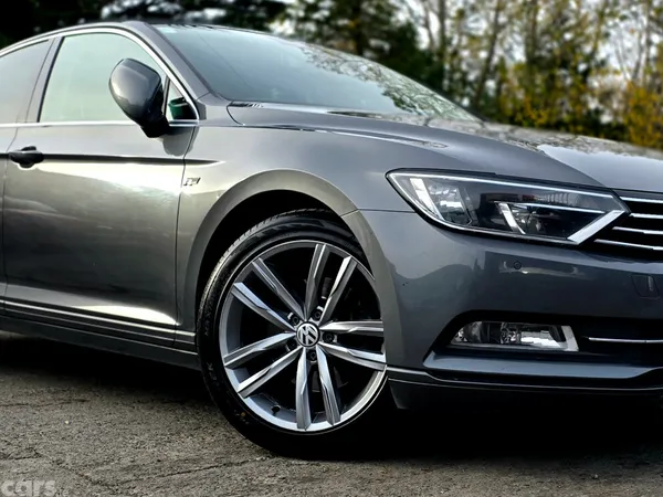 Volkswagen Passat Saloon, Diesel, 2015, Grey