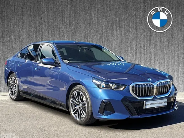 BMW 5-Series Saloon, Petrol Plug-in Hybrid, 2026, Blue