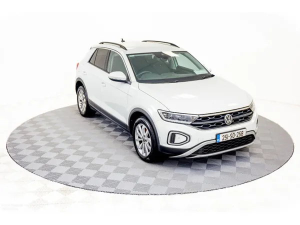 Volkswagen T-Roc MPV, Diesel, 2025, White