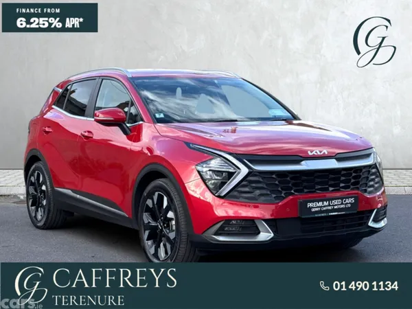 Kia Sportage MPV, Petrol Plug-in Hybrid, 2022, Red