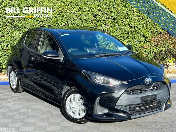 Toyota Yaris Hatchback, Petrol, 2020, Black