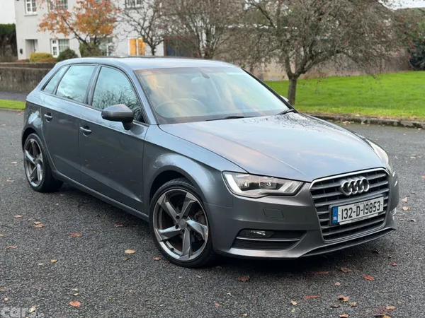 Audi A3 Hatchback, Diesel, 2013, Grey