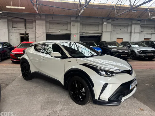 Toyota C-HR Hatchback, Petrol Hybrid, 2020, White