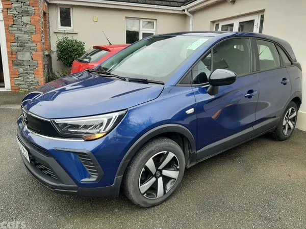 Opel Crossland SUV, Diesel, 2022, Blue