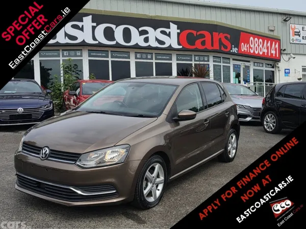 Volkswagen Polo Hatchback, Petrol, 2015, Bronze