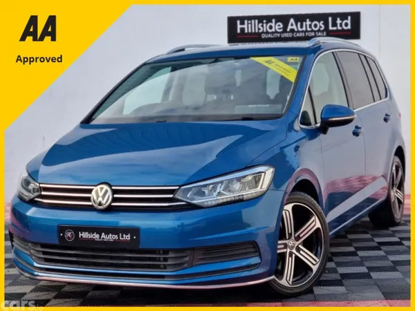 Volkswagen Touran SUV, Petrol, 2017, Blue