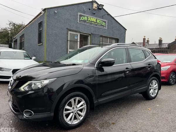 Nissan Qashqai Hatchback, Petrol, 2016, Black