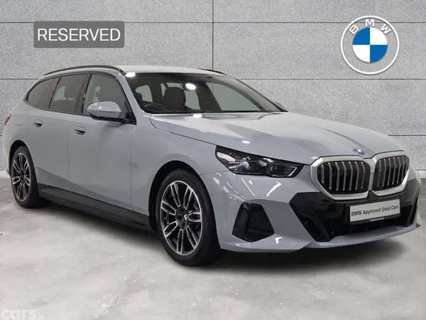 BMW 5-Series Estate, Petrol Plug-in Hybrid, 2026, Grey