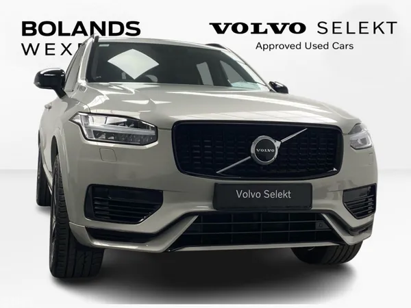 Volvo XC90 SUV, Petrol Plug-in Hybrid, 2022, Gold
