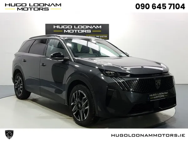 Peugeot 5008 MPV, Petrol, 2025, Grey