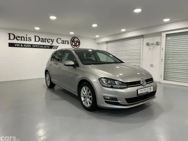 Volkswagen Golf Hatchback, Petrol, 2016, Silver