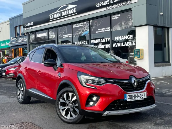 Renault Captur Hatchback, Petrol, 2020, Red