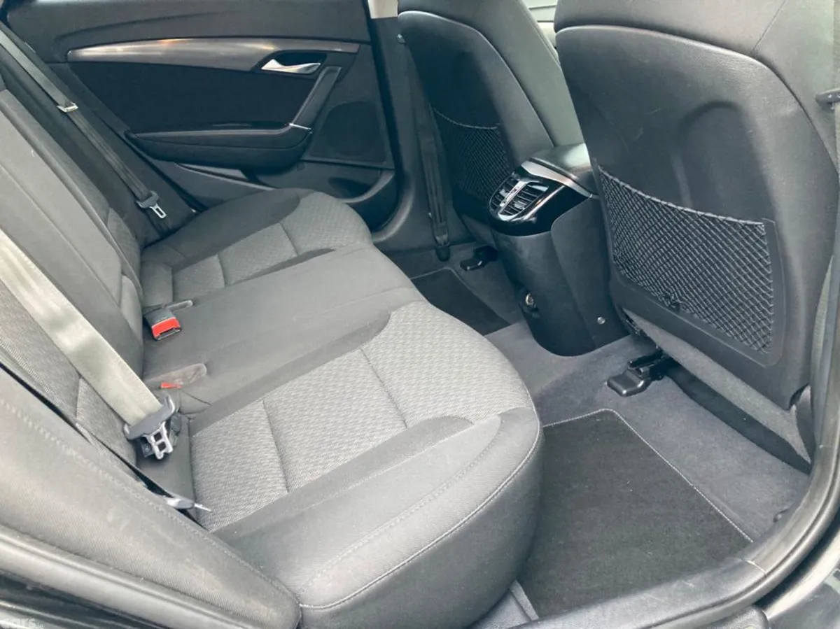 Hyundai i40 Saloon, Diesel, 2015, Black