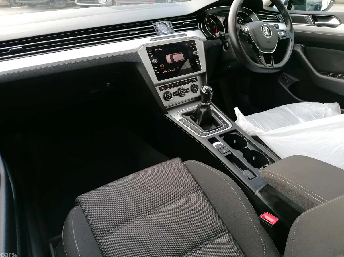 Volkswagen Passat Estate, Diesel, 2019, Black
