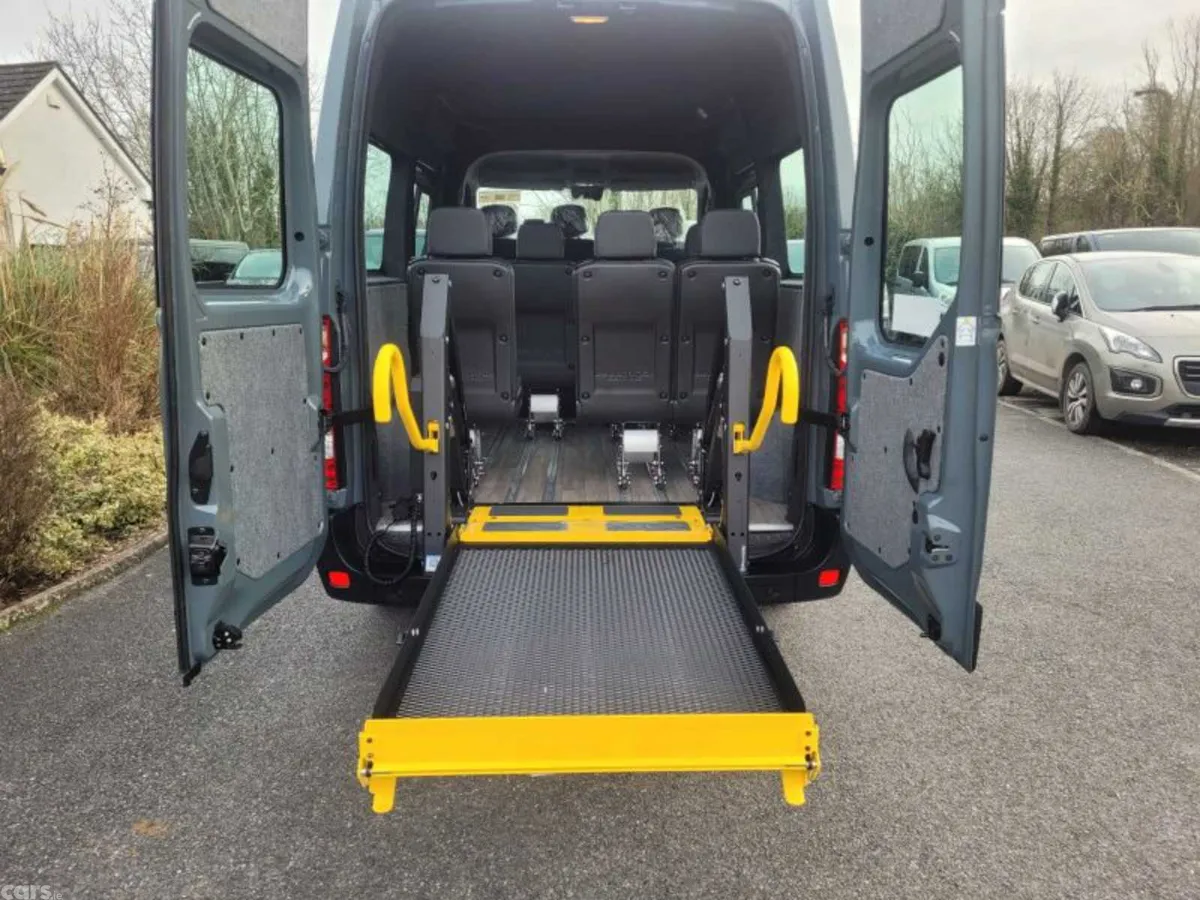 Renault Master MPV, Diesel, 2026, Grey