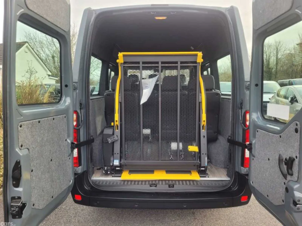 Renault Master MPV, Diesel, 2026, Grey