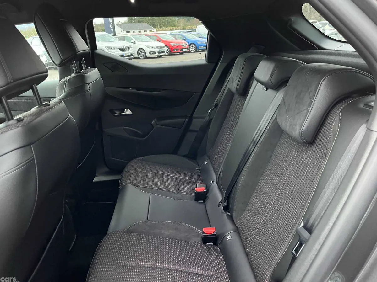 DS Automobiles DS 3 MPV, Electric, 2023, Grey