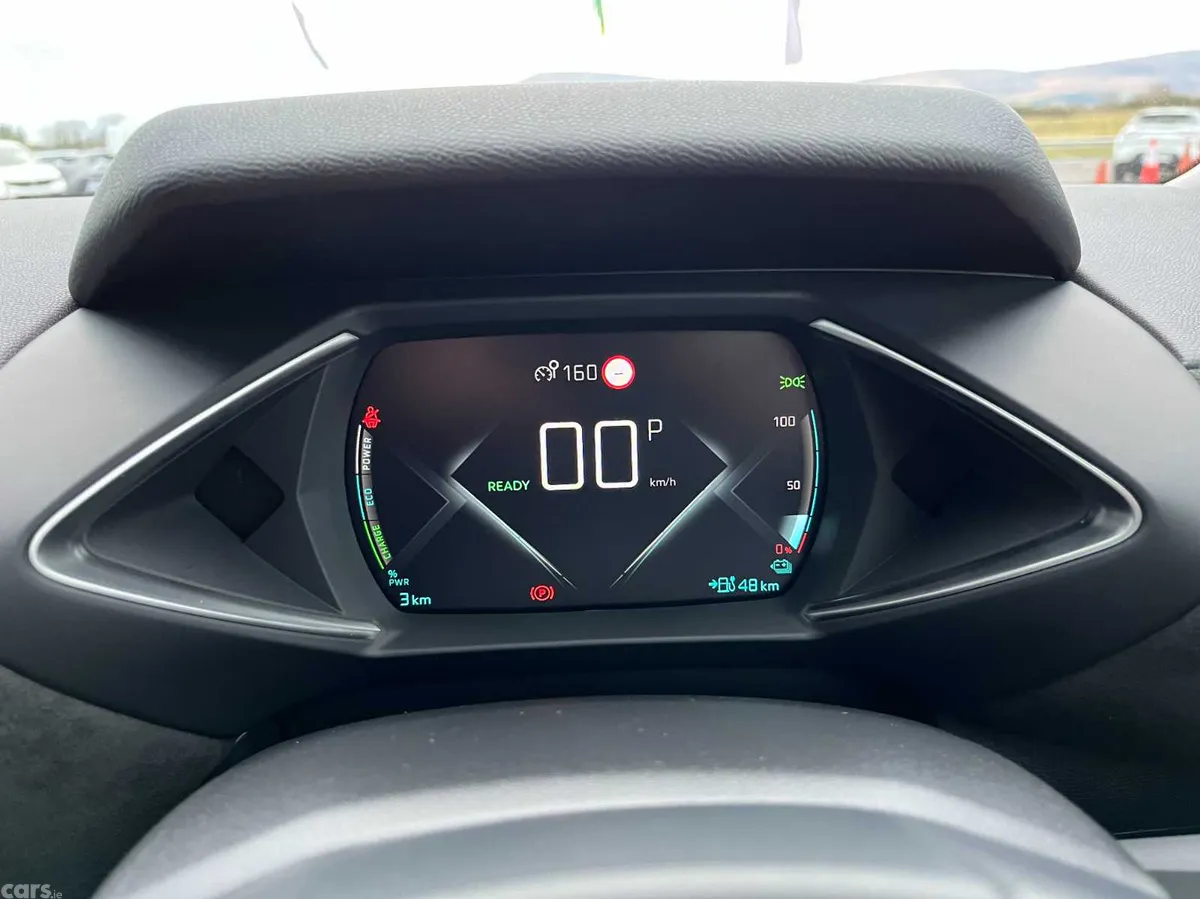 DS Automobiles DS 3 MPV, Electric, 2023, Grey