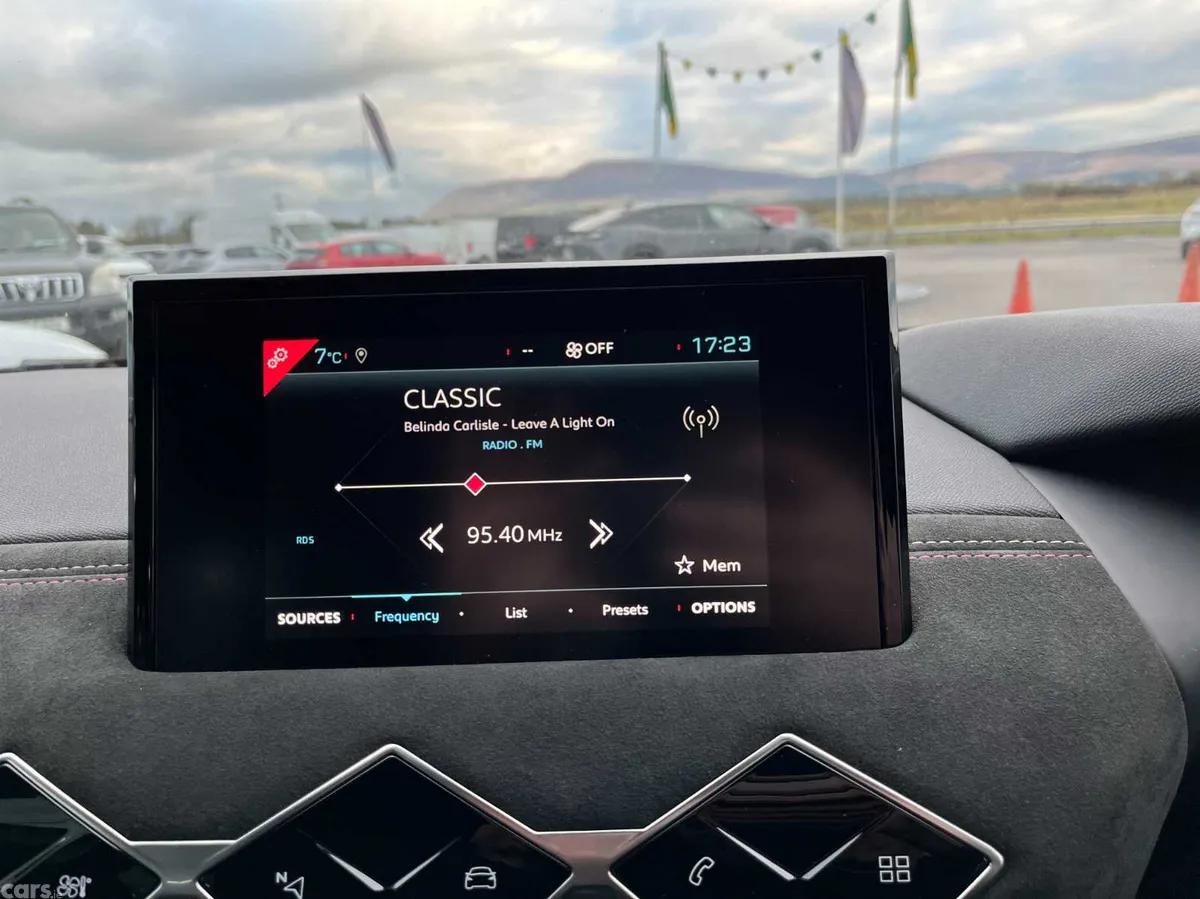 DS Automobiles DS 3 MPV, Electric, 2023, Grey