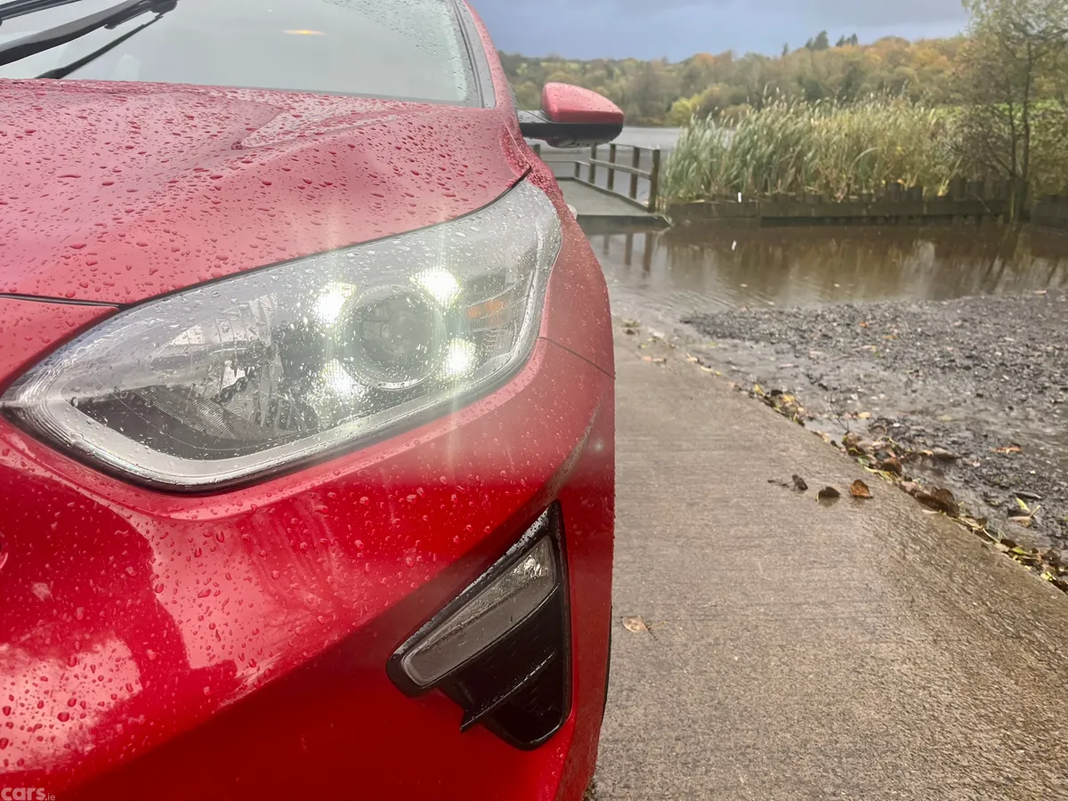 Kia Ceed Hatchback, Diesel, 2019, Red