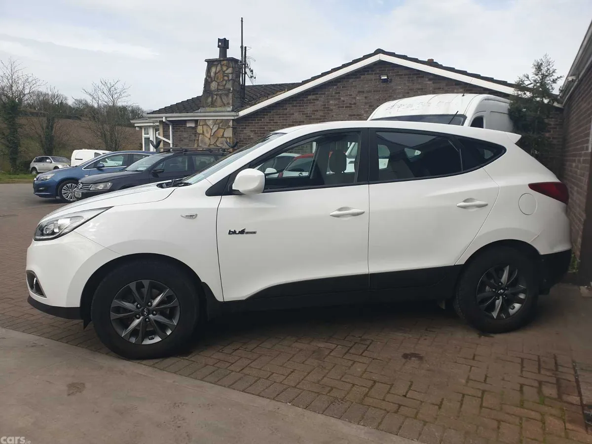 Hyundai ix35 SUV, Diesel, 2016, White