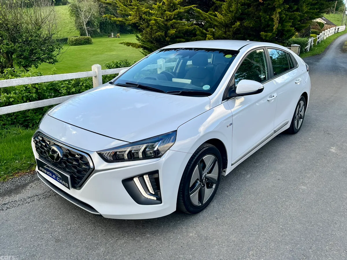 Hyundai IONIQ Hatchback, Petrol Hybrid, 2020, White