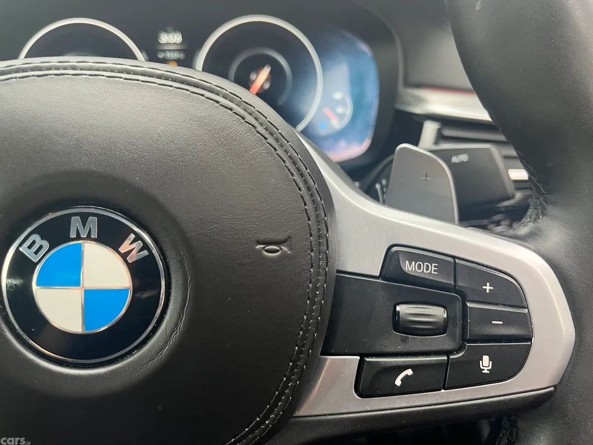 BMW 5-Series Saloon, Petrol Plug-in Hybrid, 2018, Grey
