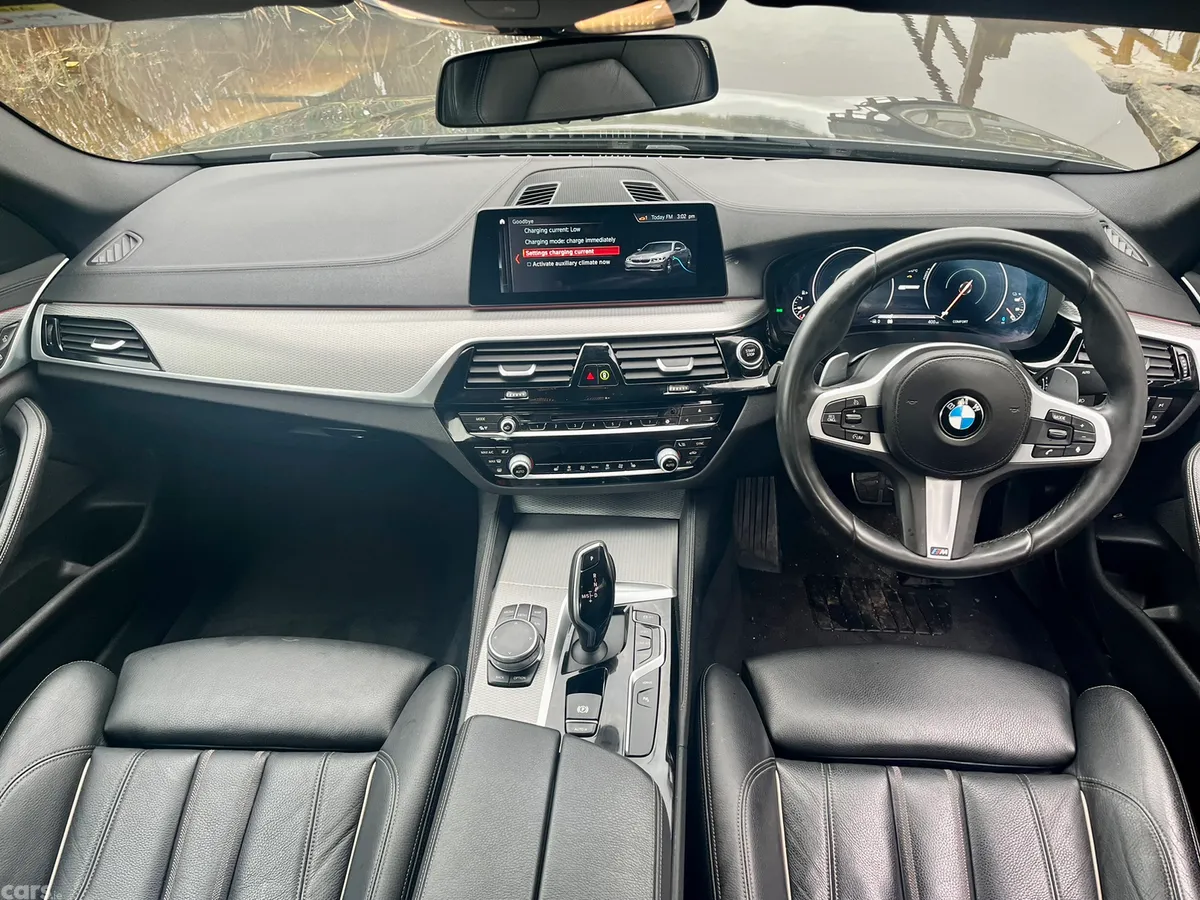 BMW 5-Series Saloon, Petrol Plug-in Hybrid, 2018, Grey