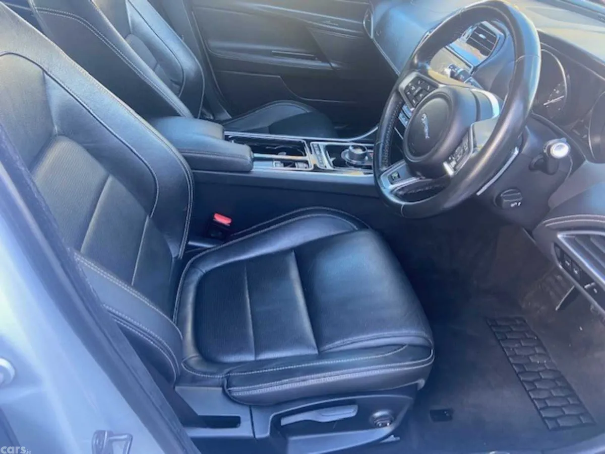 Jaguar XE Saloon, Diesel, 2018, White