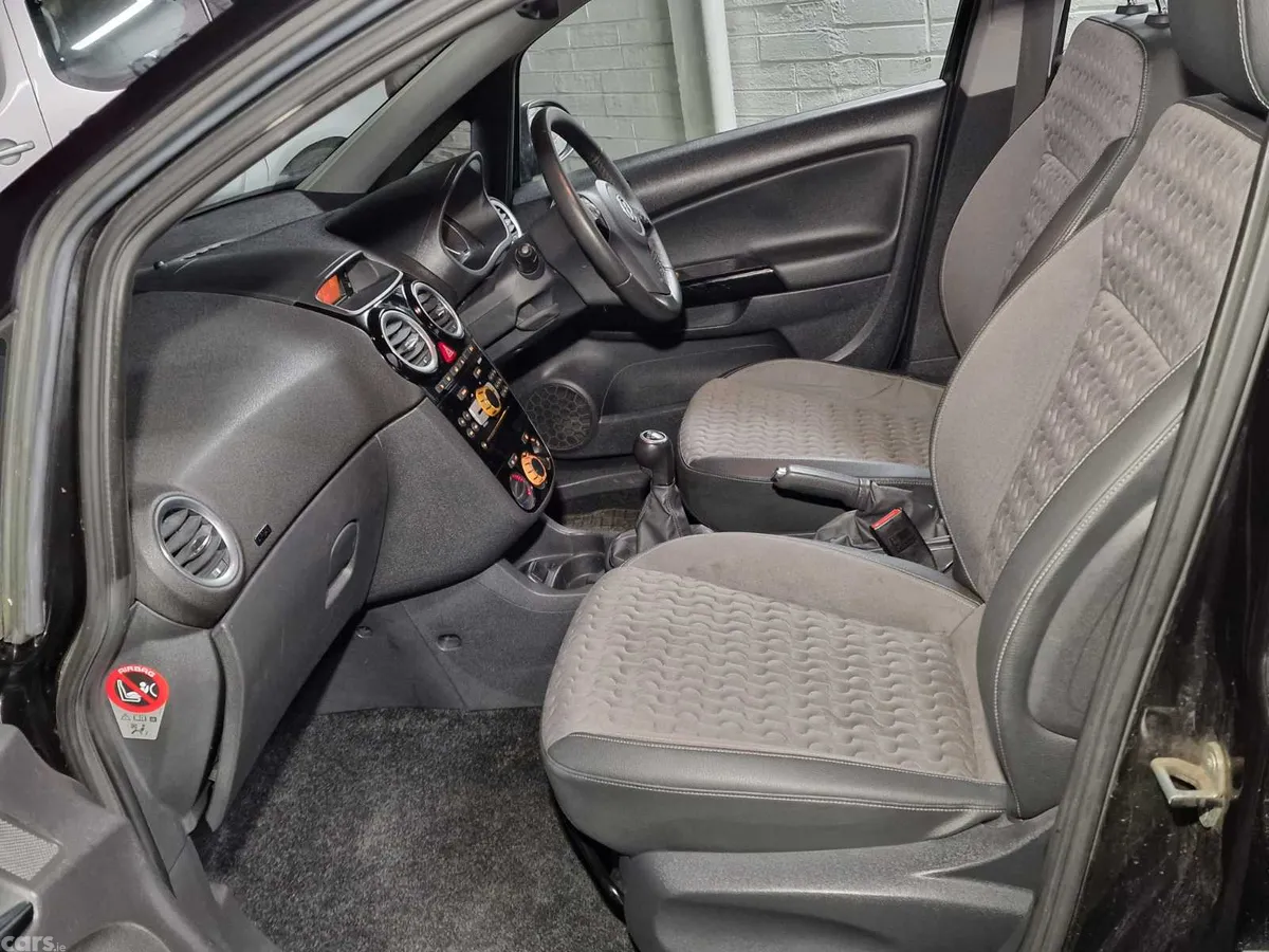 Vauxhall Corsa Hatchback, Petrol, 2014, Black