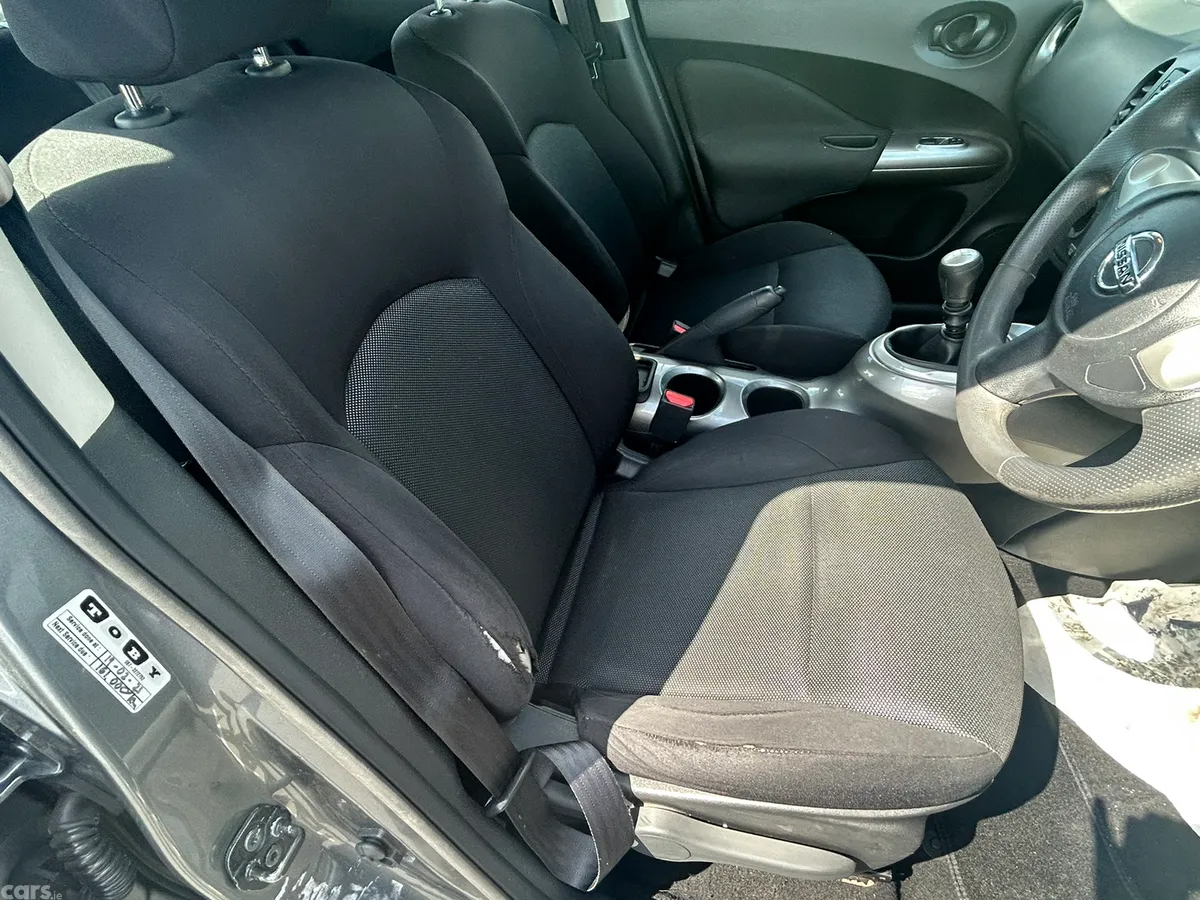Nissan Juke SUV, Diesel, 2013, Grey