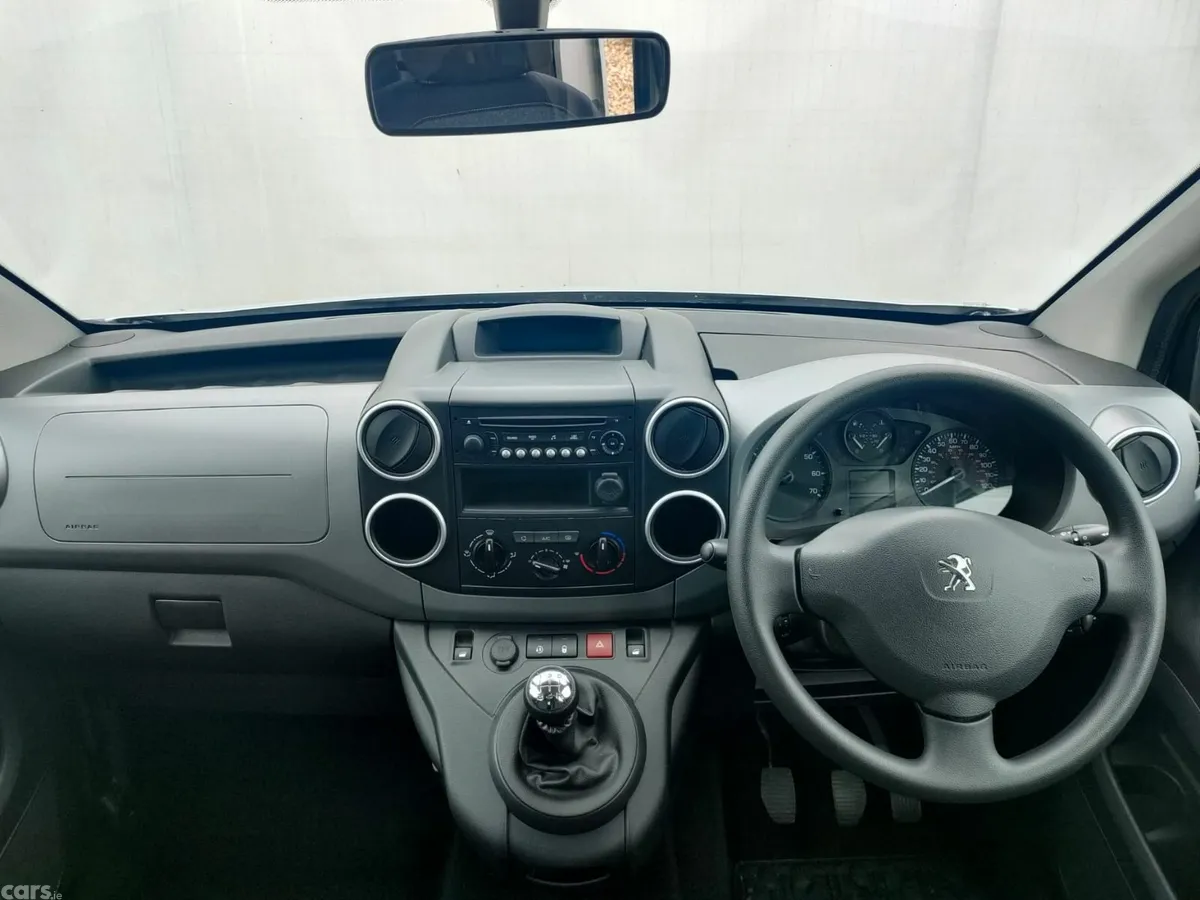 Peugeot Partner MPV, Diesel, 2018, Silver