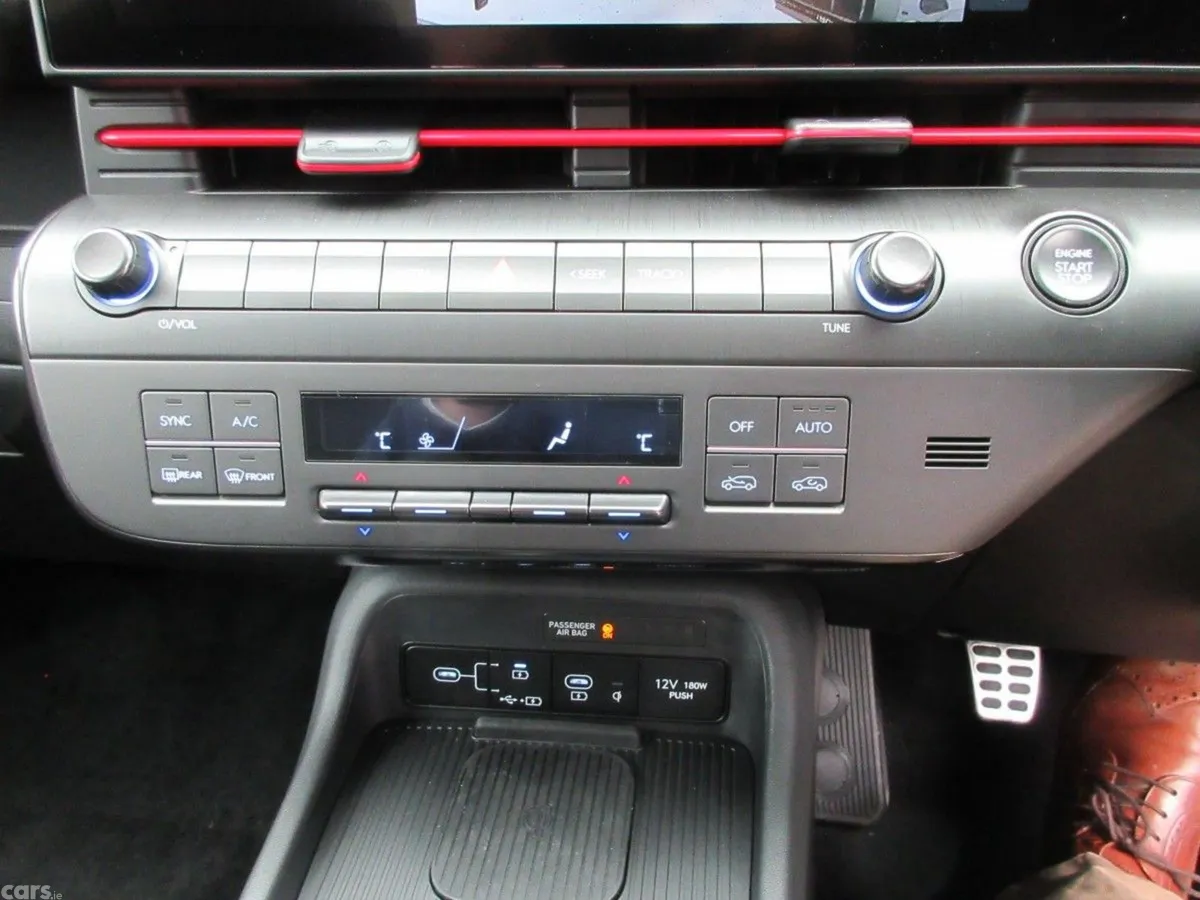 Hyundai KONA Hatchback, Petrol, 2025, Black