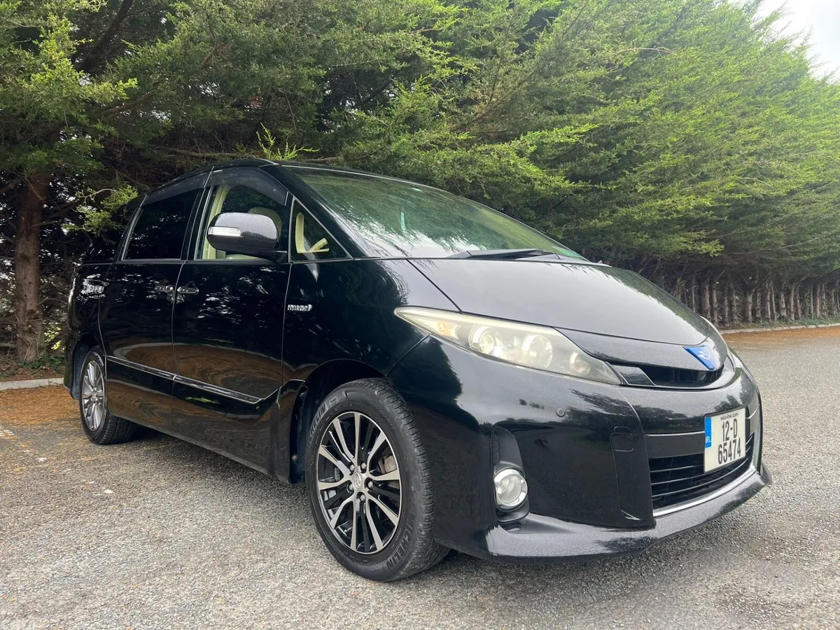 Toyota Estima MPV, Hybrid, 2012, Black