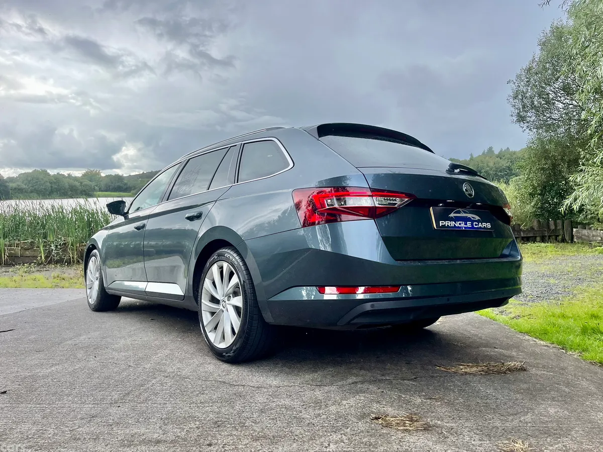 Skoda Superb Estate, Diesel, 2019, Grey