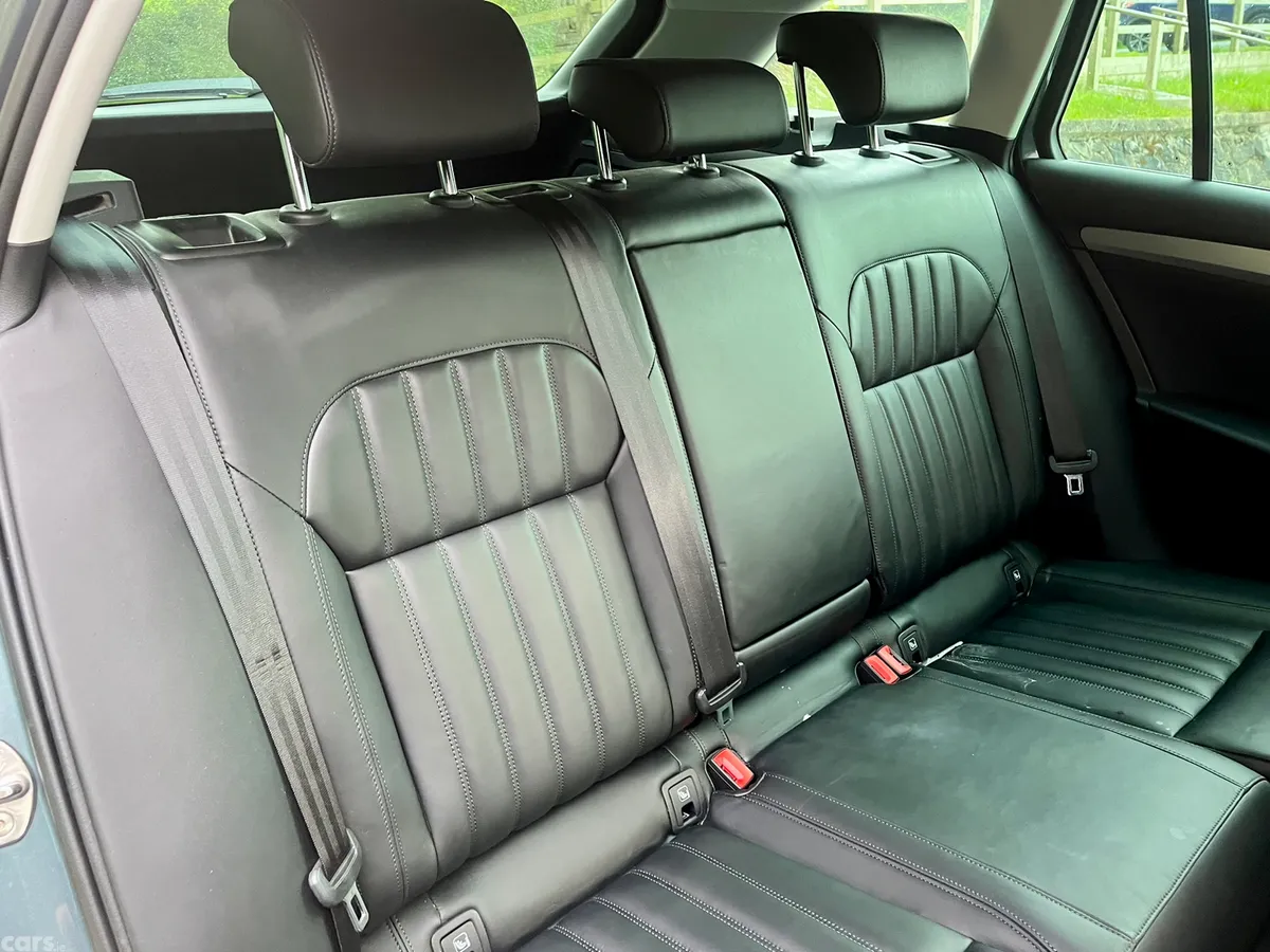 Skoda Superb Estate, Diesel, 2019, Grey