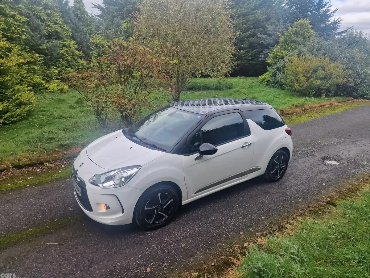 Citroen DS 3 Hatchback, Petrol, 2016, White