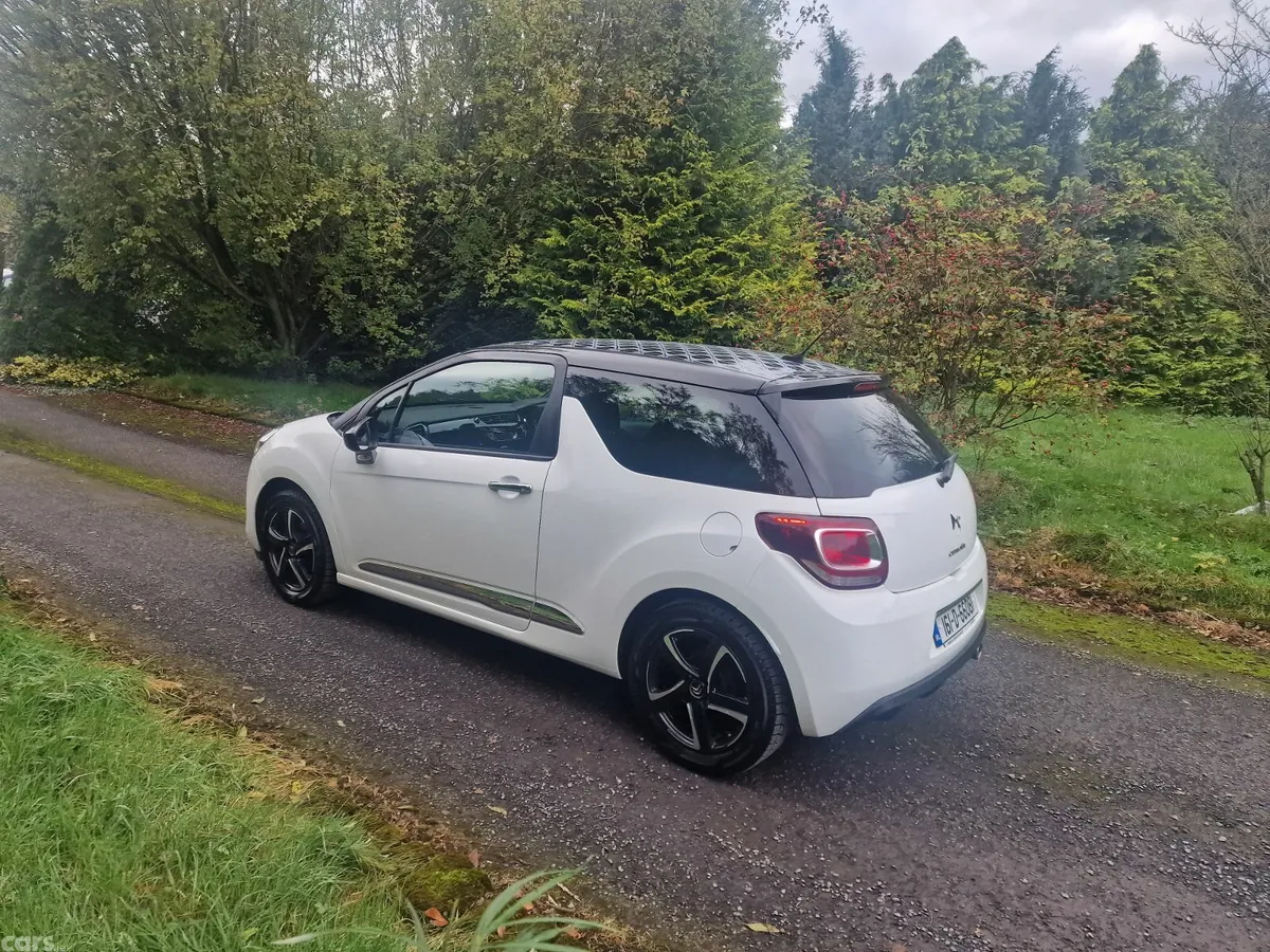 Citroen DS 3 Hatchback, Petrol, 2016, White